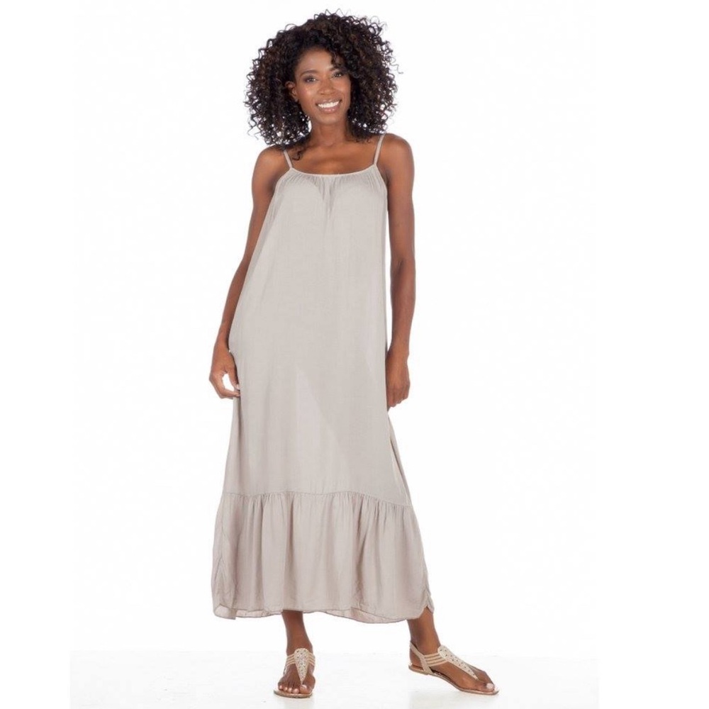 🇮🇹 Aquavita Resort Eva Maxi Dress Taupe Size S / M tiered ruffle sand natural